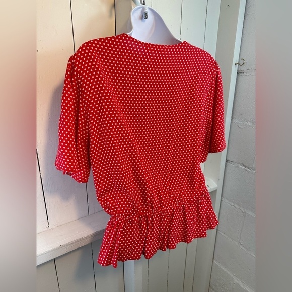 Elodie Women’s Medium Top Red White Vintage Look 1950’s cut Polka Dots - Picture 5 of 11